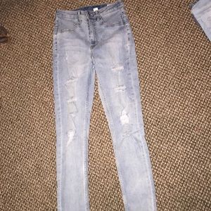 Light wash ripped jeans high waisted